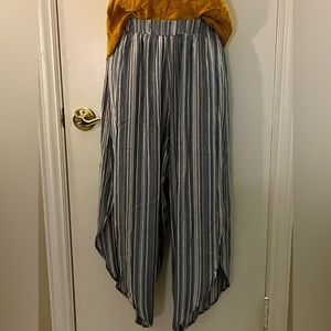 Wide leg pants